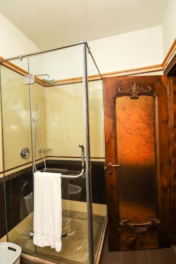 Brilant Antik Center Hotel Tiranë Eksteriør bilde