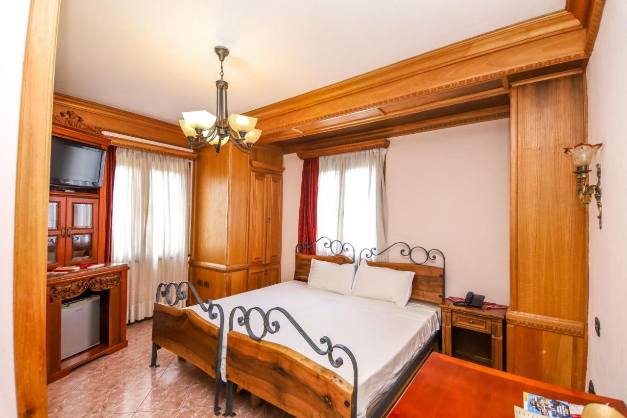Brilant Antik Center Hotel Tiranë Eksteriør bilde