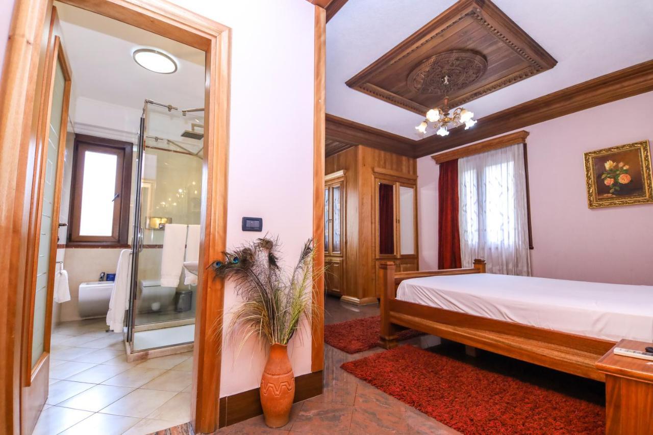 Brilant Antik Center Hotel Tiranë Eksteriør bilde