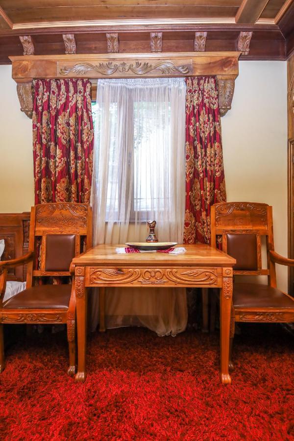 Brilant Antik Center Hotel Tiranë Eksteriør bilde