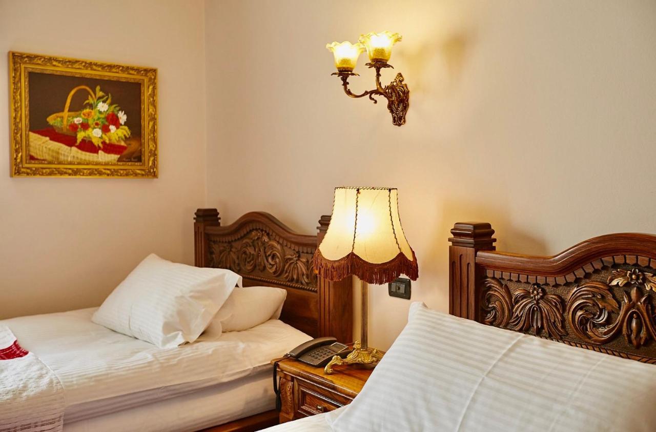 Brilant Antik Center Hotel Tiranë Eksteriør bilde
