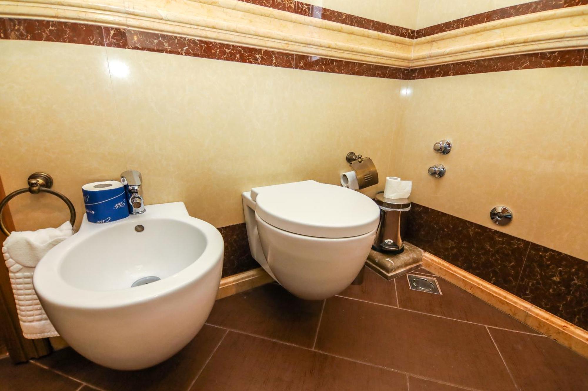 Brilant Antik Center Hotel Tiranë Eksteriør bilde
